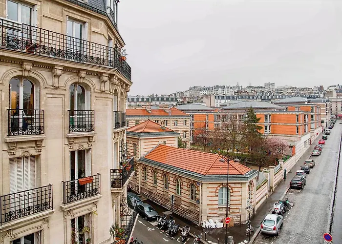 Daire Charming And Bright Near Montmartre *